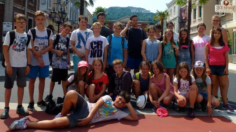 Tierser Kinder mit Betreuerteam